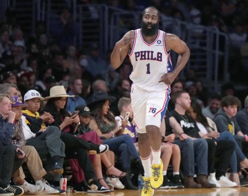 4亿英镑背 4亿英镑背