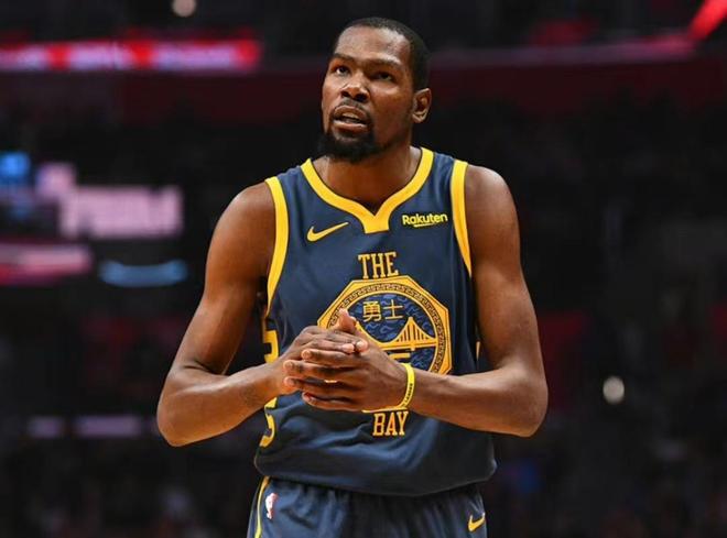 传一遍球 传一遍球