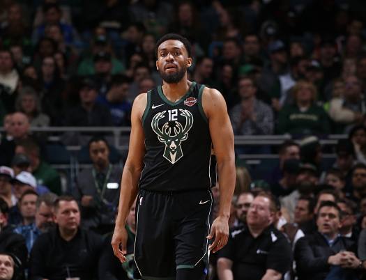 给西班牙补 给西班牙补